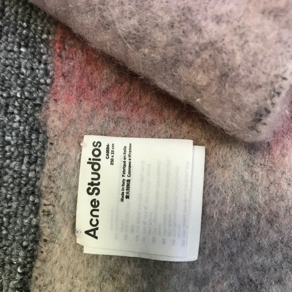 🆕ACNE STUDIOS🧿MOHAIR CHECKED SCARF - Picture 2 of 5